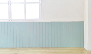 パネルを貼るだけでおしゃれな腰壁が。DIYで憧れの海外の子ども部屋を実現！の画像10