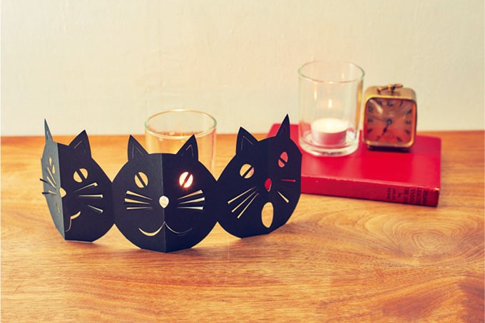 ハロウィンの夜は「黒猫のキャンドルシェード」で雰囲気づくり【型紙ダウンロード付き】