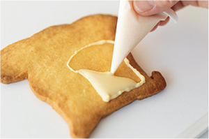 【レシピ】パンどろぼうと遊ぼう！「パンどろぼうとにせパンどろぼうのアイシングクッキー」・最新号からちょっと見せの画像3