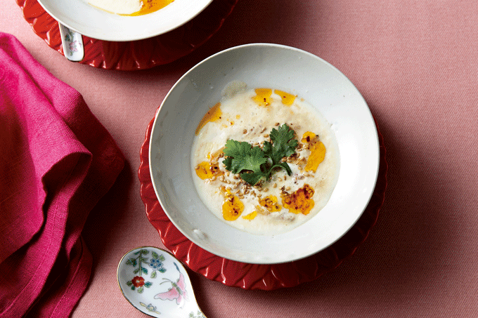 豆乳のほろほろ食感がクセになるスープ風の一品！ 台湾の晩ごはん「鹹豆漿（シェン トウ ジャン）」のレシピの画像1