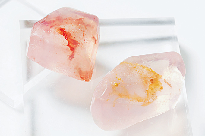 キラキラつやつやの宝石!? いえ! せっけんです! 基本の「単色宝石せっけん」の作り方