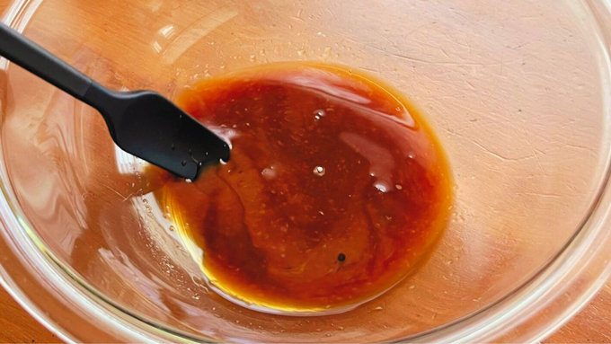 パサパサしない！ コスパよしの「豚こま切れ肉」を、しっとりおいしく調理する「青椒肉絲（チンジャオロース）」【なにもしたくない日のひらめきレシピ・3】の画像4