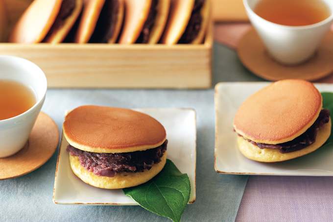 ホットケーキミックスで作る「どら焼き」のレシピ。はちみつを加えてしっとり食感に♪【編集者のヒトコト&最新号からちょっと見せ】