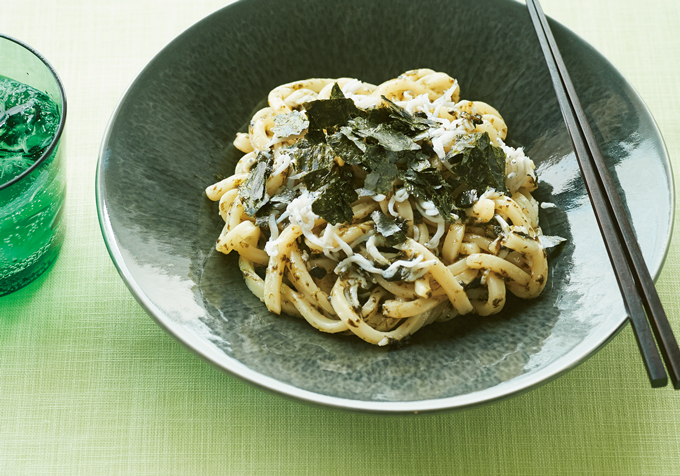 レンチンでOK！ 熱々のうどんにバターを合わせて香りよく仕上げる「海苔バターうどん」のレシピ【最新号からちょっと見せ】の画像1