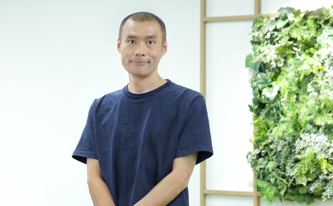 元気のない歴50年のヨシタケシンスケさんが、「美しい逃げ方」と「楽しいあきらめ方」を提案。『お悩み相談 そんなこともアラーナ』発売記念インタビュー