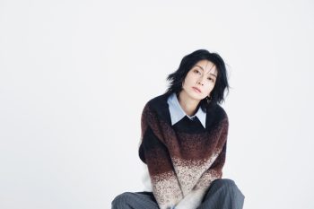 柴咲コウさんインタビュー「小さな頃はよく一人で妄想をして過ごしていました」