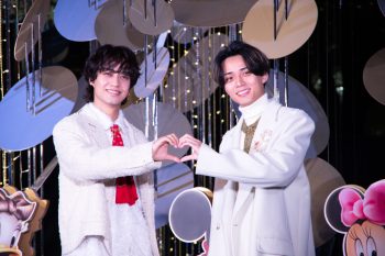 King & Prince 永瀬廉さん＆髙橋海人さんが点灯式に登場。丸の内でホリデーイベントがスタート♪
