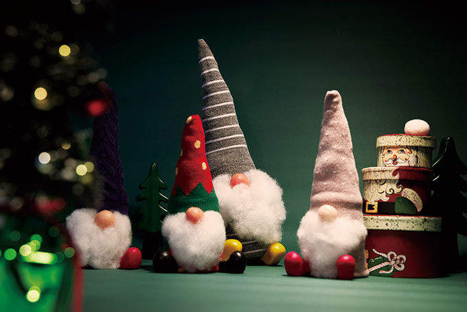 捨てる靴下がクリスマスの妖精「トムテ」に大変身！【ボーネルンドのきせつとあそぼ！】