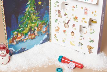 ベッドタイムを彩る小さなシアターがアドベントカレンダーで楽しめる！ 1日目はシネマライト、2日目以降は毎日違うフィルムディスクで。「ボーネルンド」のアドベントカレンダー