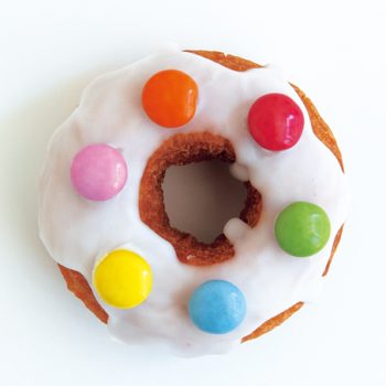 ホットケーキミックスで絵本『ドーナツペンタくん』のかんたんドーナツを作ろう! チョコレートデコレーションのアレンジもご紹介♪の画像11