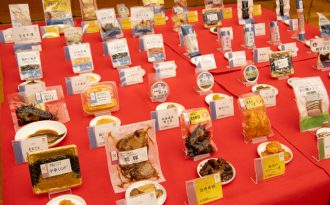 コンビニで豪華「おせち料理」が完成！ 盛り付けのコツをおさえて、おしゃれおせちに♪【編集部スタッフイチオシ！】
