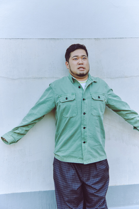 お笑い芸人・松井ケムリさんロングインタビュー。昔からお調子者で明るくてよくボケる子でした【最新号からちょっと見せ】の画像3