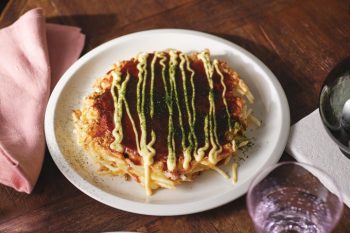 2袋の「もやし」でボリュームアップ！ 食べごたえ◎の「お好み焼き」の作り方