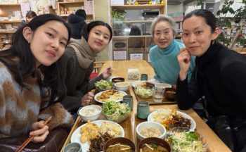 ただいま来日中で、ベルリンにいる下の子たちの世話はお父さんが。それを支えている、ドイツ社会の制度と考え方【タベコト in Berlin・118】