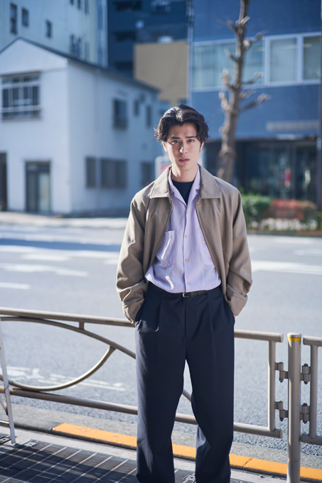 俳優・寛一郎さんインタビュー「母が読んでくれるたびに号泣していた絵本があります」の画像1