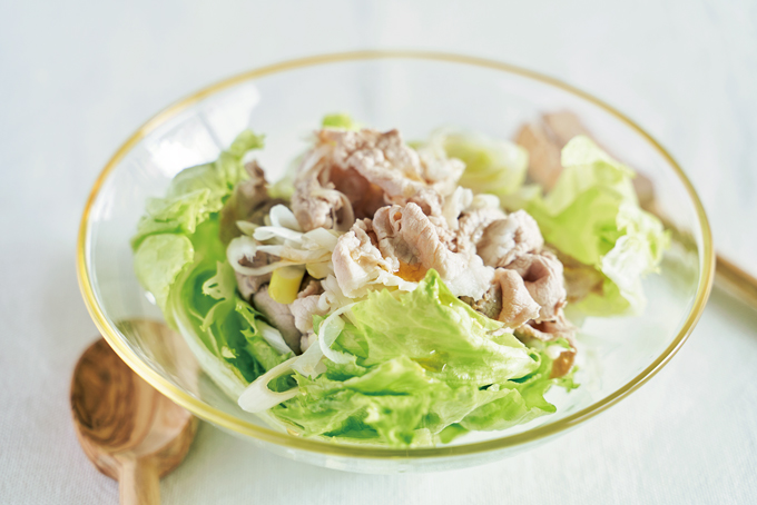 【塩ひとつで作る】たったひとつのコツは塩分量3％の湯でゆでること！「塩豚しゃぶ」のレシピ