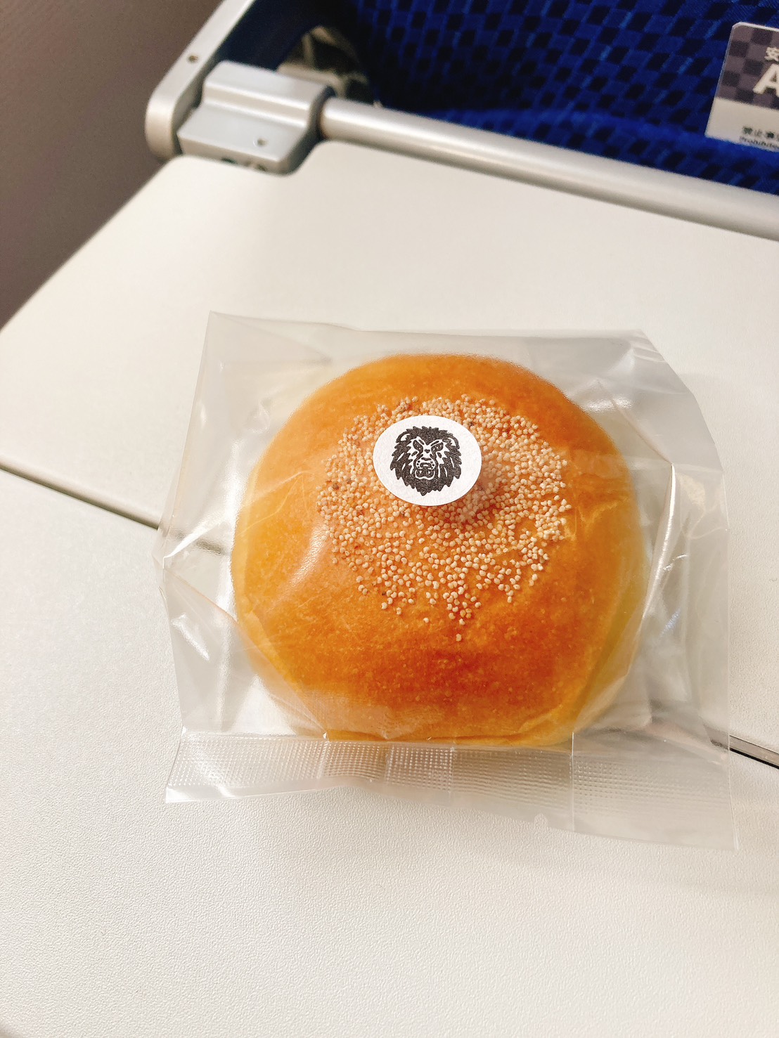 【羽田空港おやつ】唇ではさんだだけでちぎれる、ふわふわの「あんバタパン」がおすすめ！【編集部スタッフイチオシ！】の画像2