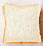 【食パンレシピ】子どもが大好き「ちくわ×コーン」の、のっけトーストの作り方の画像1