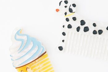 【プレゼントにも◎】手のひらサイズでバッグに入れてもかさばらない！ 集めたくなる「ヴィンテージ風コーム」