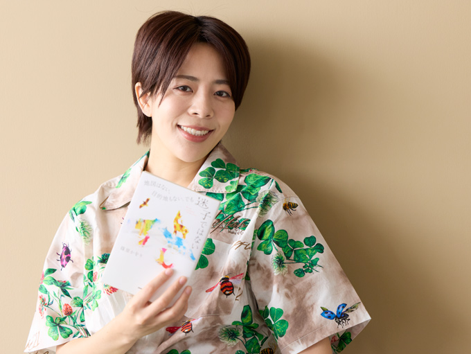 【ロングインタビュー】作家・文化昆虫学者 篠原かをりさん「子どもが教えてくれたんです。見方を変えれば私の世界はもっと広がっていくことを」 後編の画像2