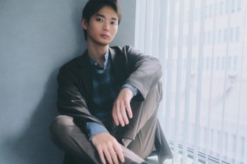俳優・青木柚さんインタビュー「高橋文哉くんたちとのコミュニケーションが、撮影を乗り切る力になりました」