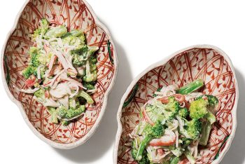 【冷凍野菜おかず】子ども受け抜群！ 冷凍ブロッコリー「カニかまのマヨ和え」レシピ。火加減が難しい野菜も、冷凍なら失敗しらず！