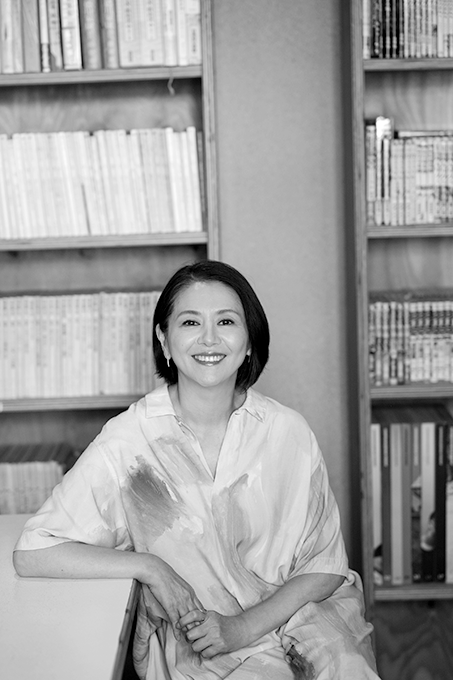 小泉今日子さんロングインタビュー。原点はやっぱり家族。 両親や姉がここまで 引っ張り上げてくれた【前編】の画像1